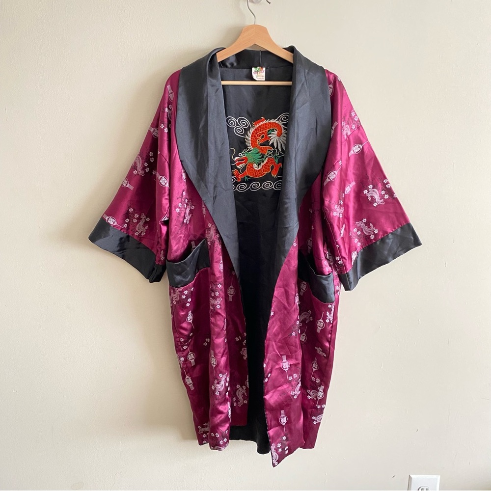 VINTAGE Japanese Silk Dragon Embroidered Kimono - L - Picture 11 of 16